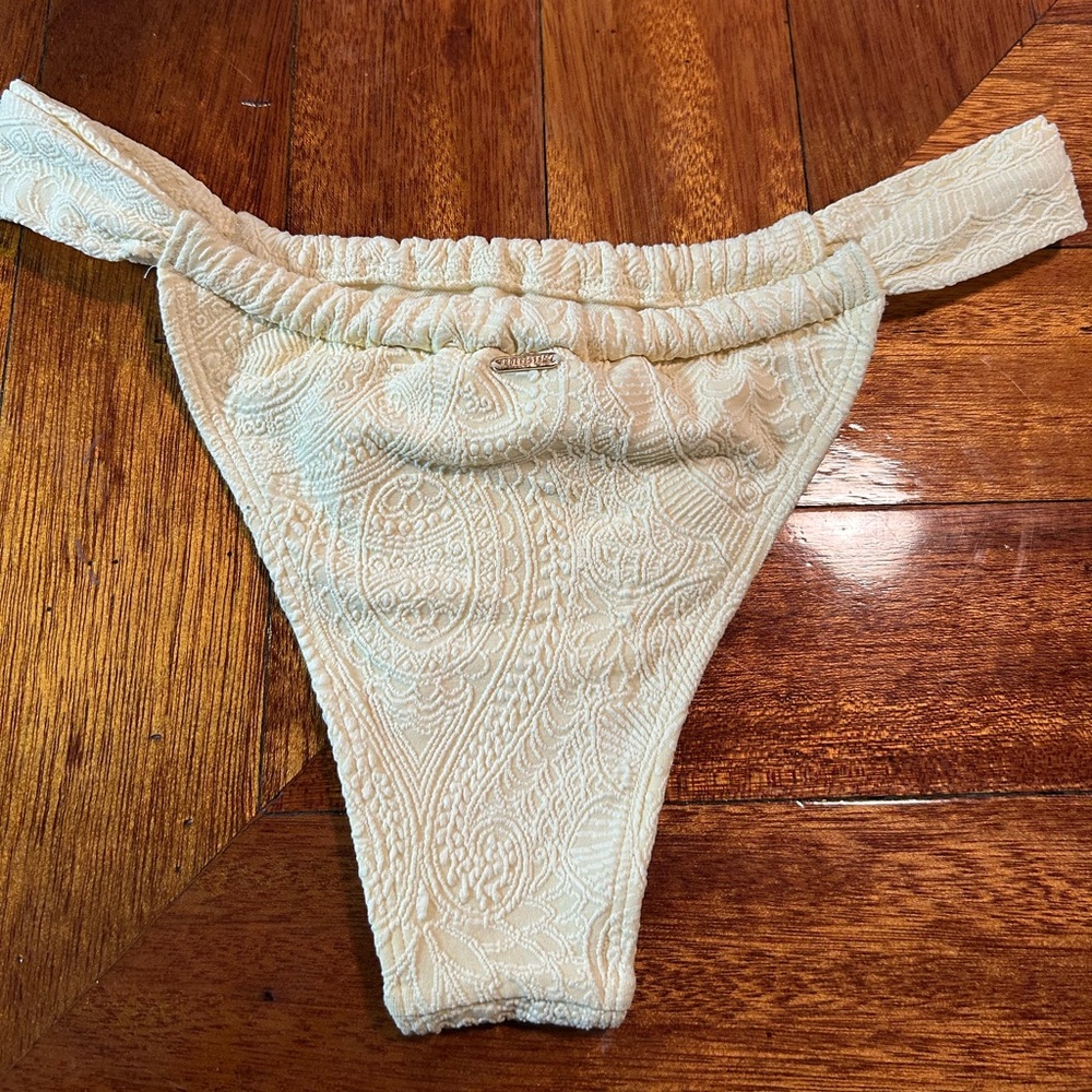 Bikini Set - image 5